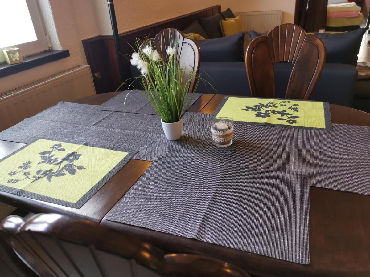 Ferienwohnung Villa Del Viola Leonardo Apartment Heinsberg  Ngoại thất bức ảnh